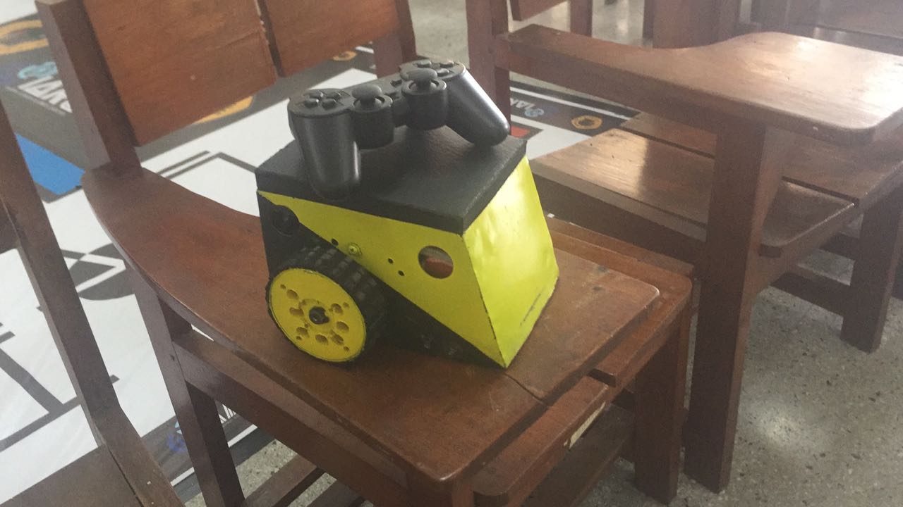 Tim Robot Politeknik Untag Surabaya Siap Ikuti Lomba Robot Nasional 2018