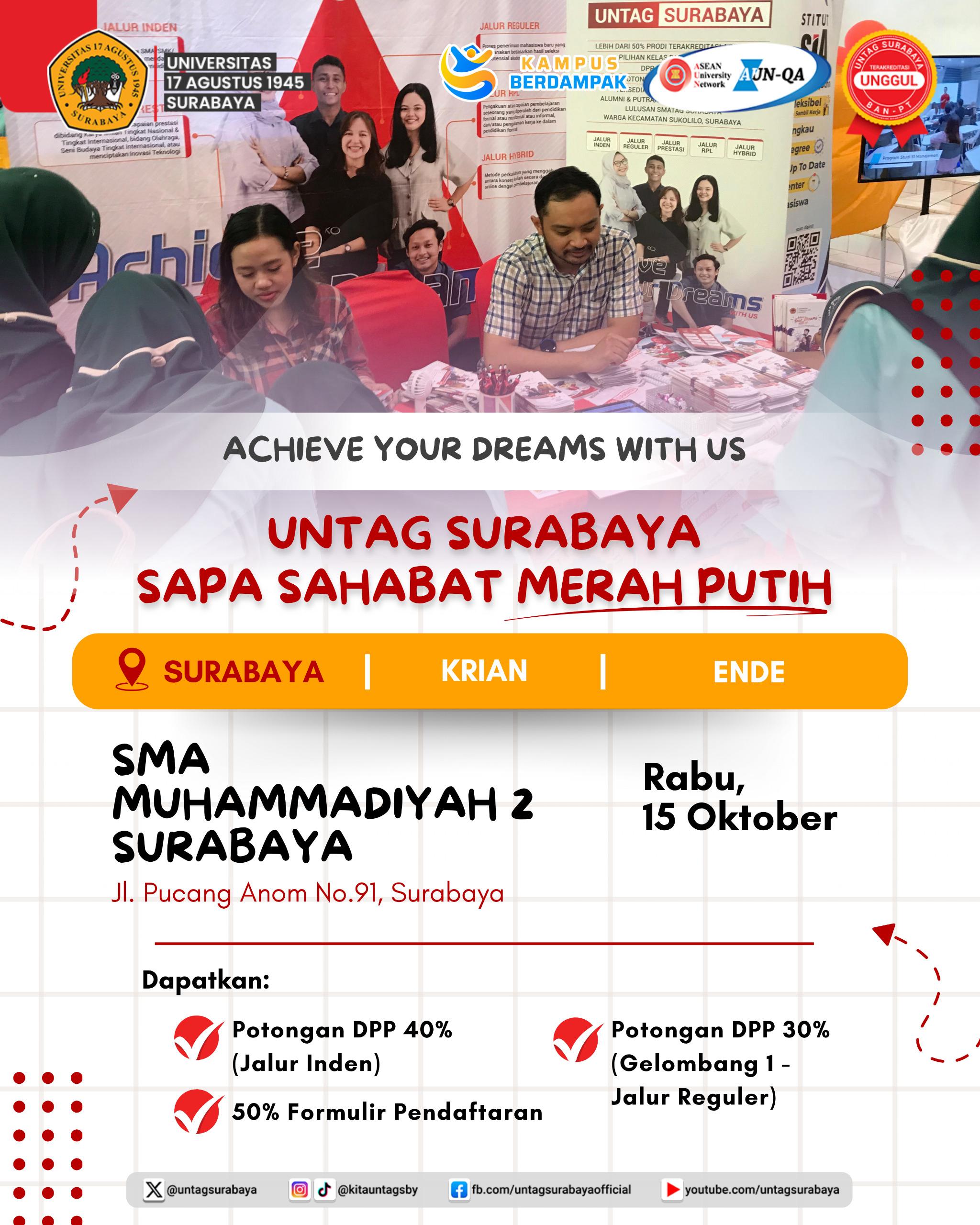 Kunjungi Booth Untag Surabaya di SMA Muhammadiyah 2 Surabaya