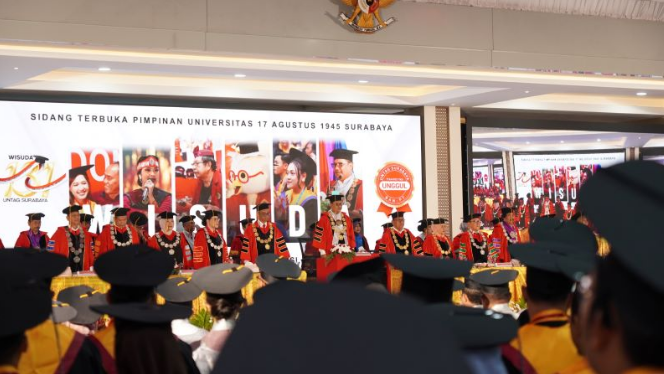Wisuda ke 131 Untag Surabaya : 1.654 Lulusan Siap Berkarya untuk Bangsa